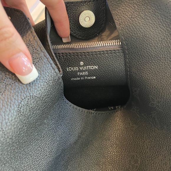 Louis Vuitton Carmel Hobo Bag - Picture 6 of 12
